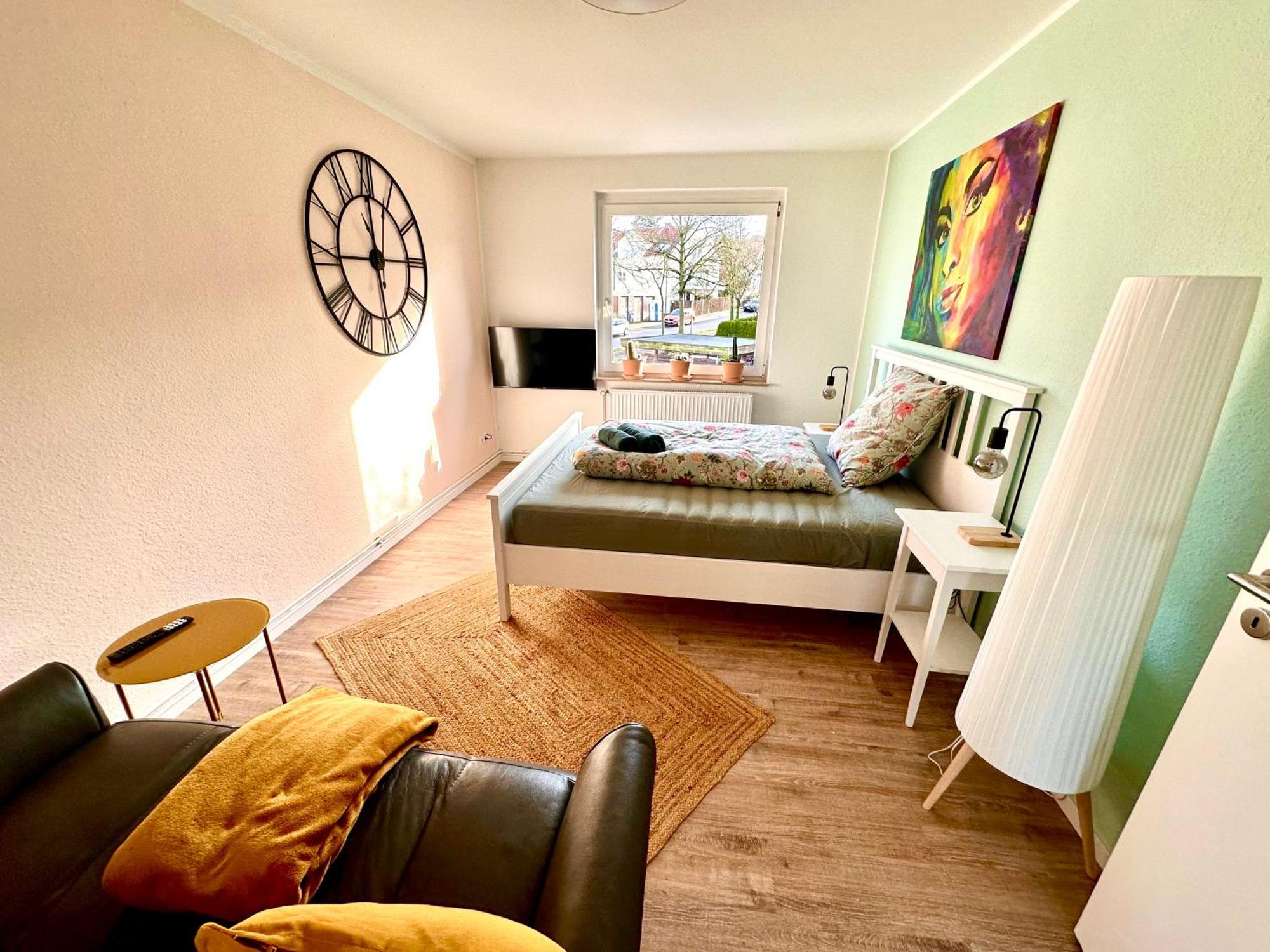 Akram Appartement III - Ruhig, Stadtnah Хильдесхайм Экстерьер фото